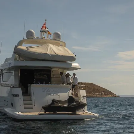Båthotell Essoess Boat - Five Star - Exclusive Use *